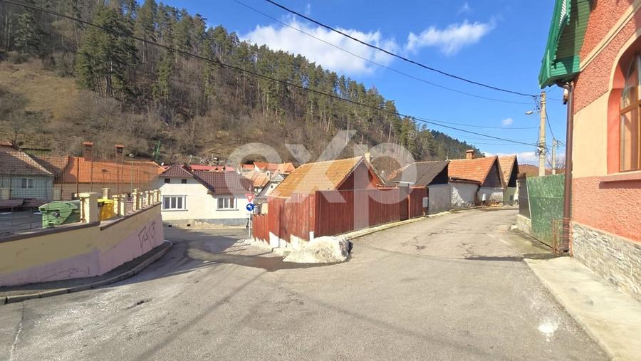 Casă cu potențial în Schei – cu front la două străzi | Strada Egalității - 7