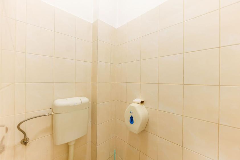 Spatiu Comercial/Birouri de Închiriat zona Centala - 15