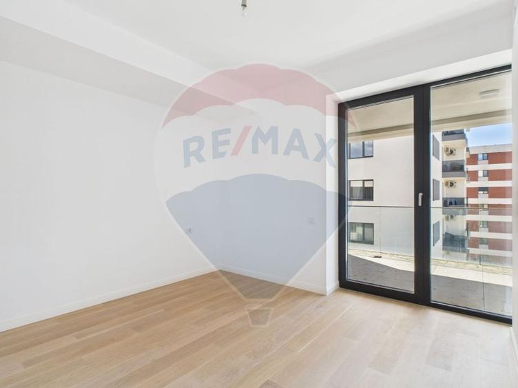 De vanzare | 2 camere + terasa | Pipera - 3