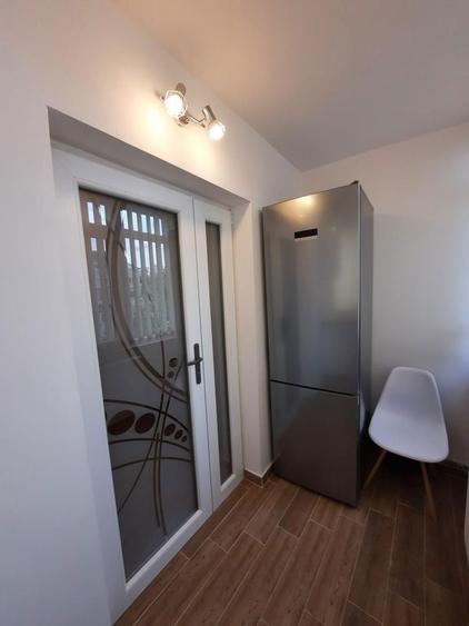 De inchiriat Apartament cu 3 camere - Nicolina 2 - 8