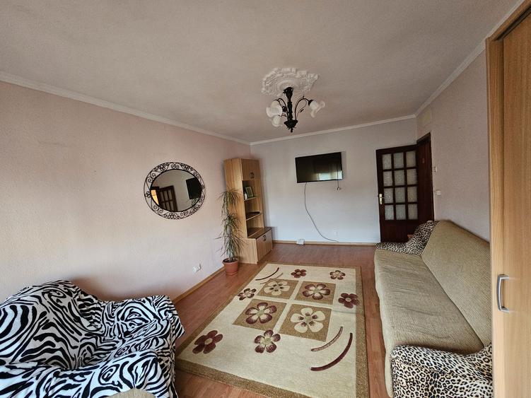 Inchiriez apartament 2 camere - 5