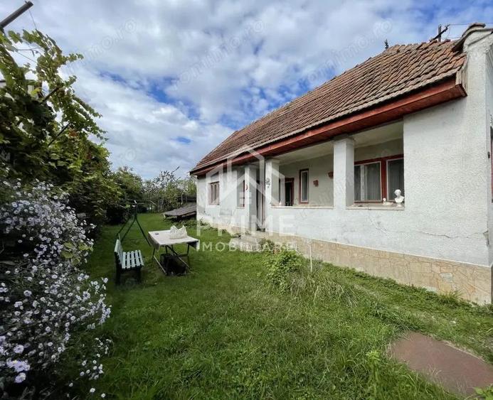 De vanzare Casa in centrul comunei Ciugud - 1100mp - 1