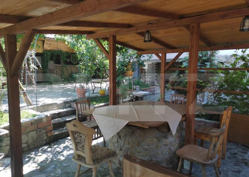 Casa de vacanta 215 mp si 4000 mp teren, zona Lelesti - 6