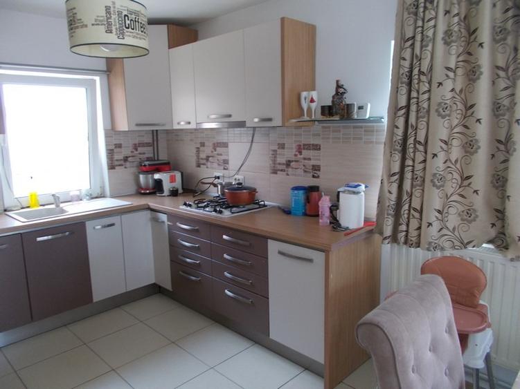 Vila, Becicherecu Mic, P+M, 4 camere, 166mp, teren 1055mp, mobilata si utilata - 2