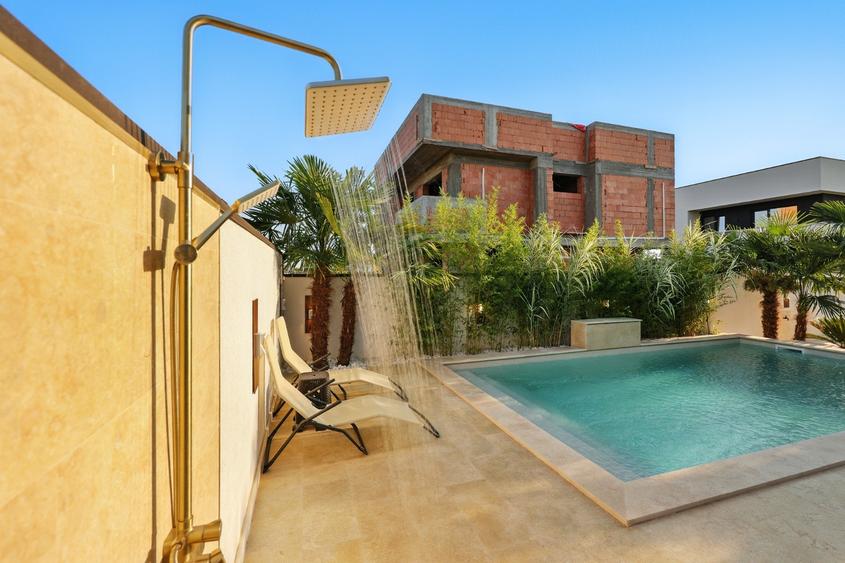 Pantelimon - Șoseaua Cernica - 4 camere - 3 băi | Piscină - Lux | Finalizată - 7