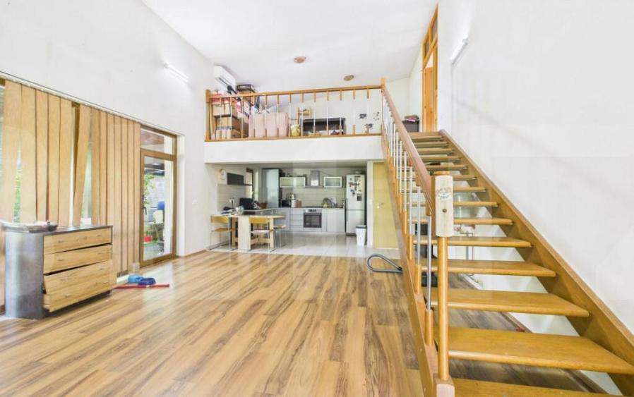 Casa compusa din doua apartamente, de vanzare, cu 8 camere, - 6