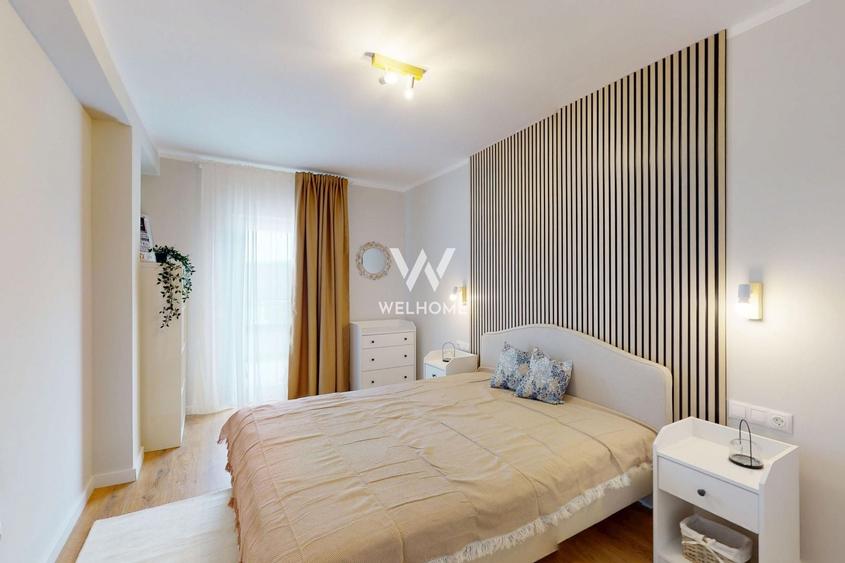 Penthouse cu 3 camere semidecomandat, mobilat în Exterior Vest