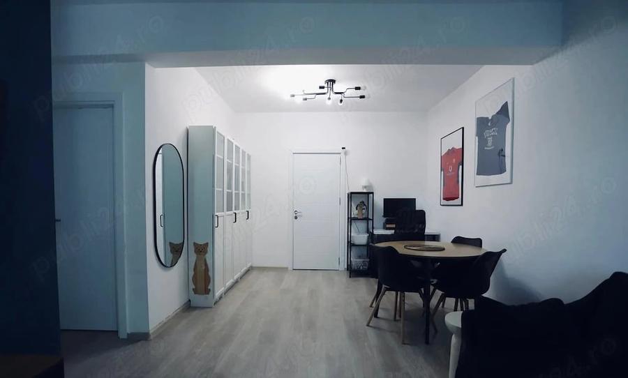 Apartament cu 2 camere decomandat în Păcii