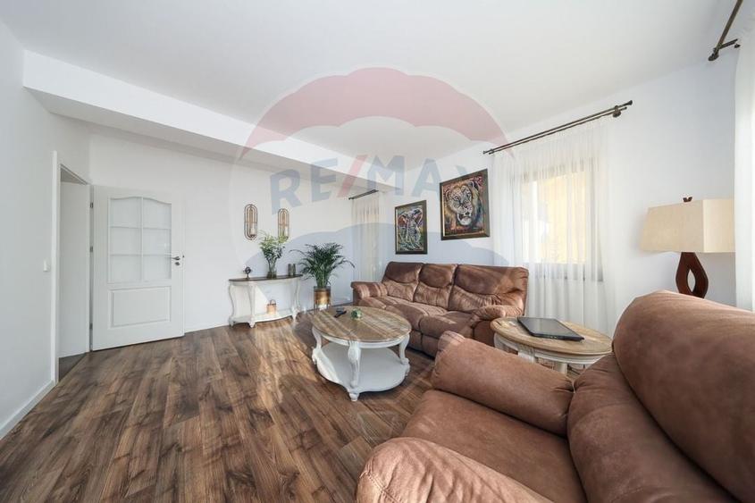 Apartament nou, curte complet mobilat - 3
