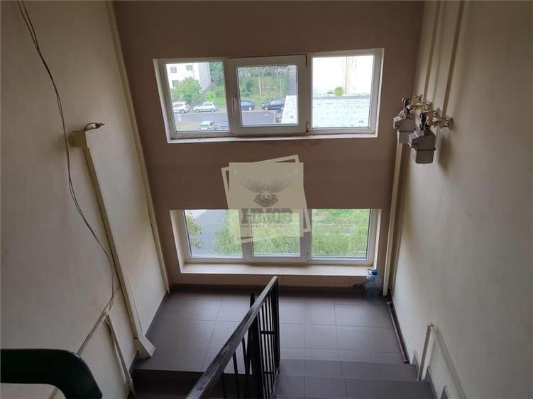 Apartament cu 4 camere 2 balcoane si baie cu fereastra pe Mihai Viteazu - 9