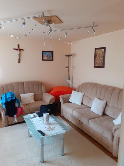 Vand casa P + M, cu 5 camere in zona 7 Noiembrie - 7