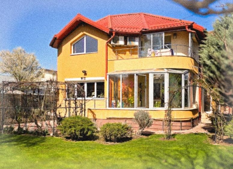 Vilă de Vânzare Drumul Taberei Stradă Exclusivistă Acces Securizat T=627mp D=30m - 40