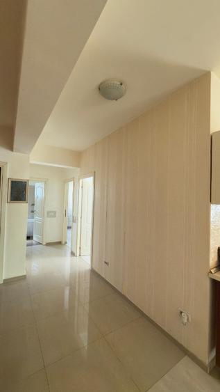 Inchiriez apartament 3 camere Est - 3