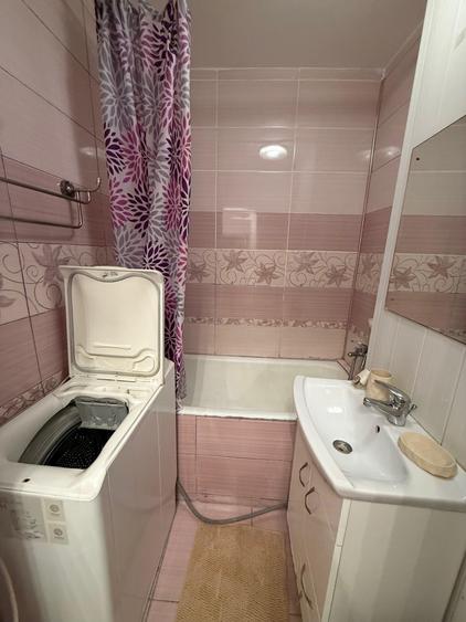 Piata Victoriei,loc de parcare Adp,decomandat,5 min metrou - 8