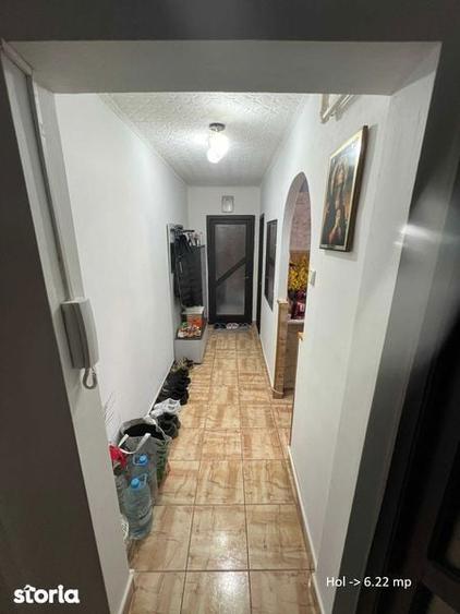Vand apartament 3 camere zona garii, Salonta - 1
