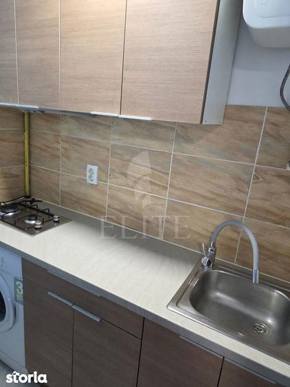 Apartament o camera in zona MAGAZINUL CENTRAL - 7