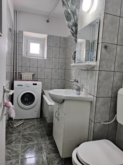 Calea Vitan, Mall - 4