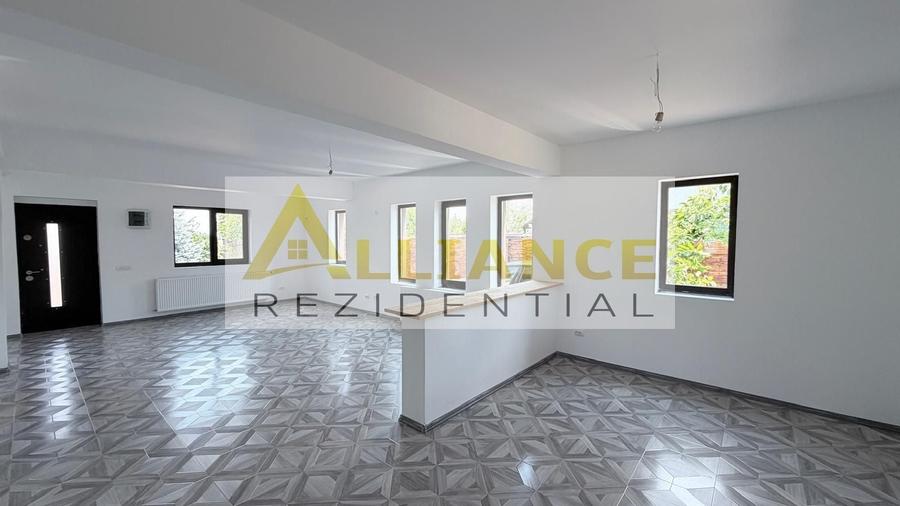 Casa Individuala - 5 camere - 3 bai - 555mp teren - 8