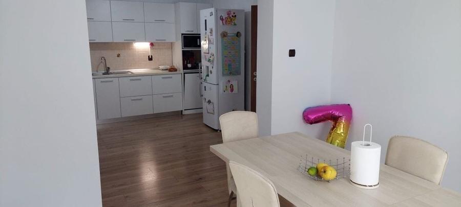 Casă cu 4 camere în Valea Călugărească