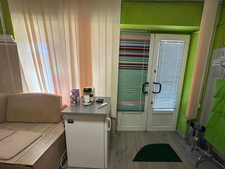 Apartament cu 2 camere semidecomandat în Gara de Nord