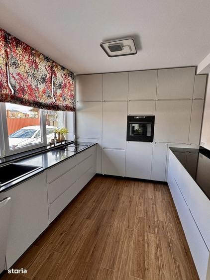Casă cu 4 camere cu Teren 648 Mp în Sânpetru