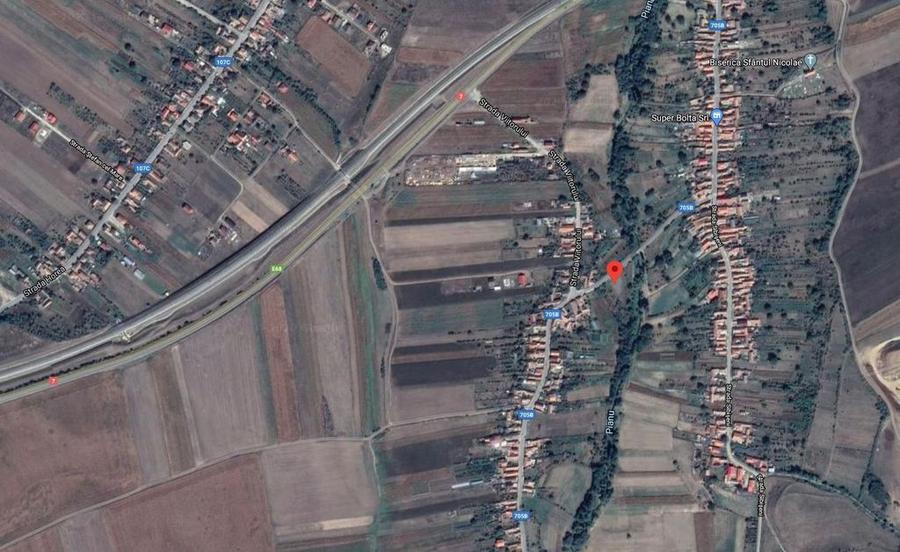 Teren de 3696 mp, în Central