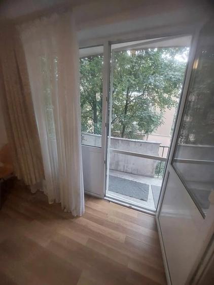 Apartament cu 2 camere decomandat în Semicentral