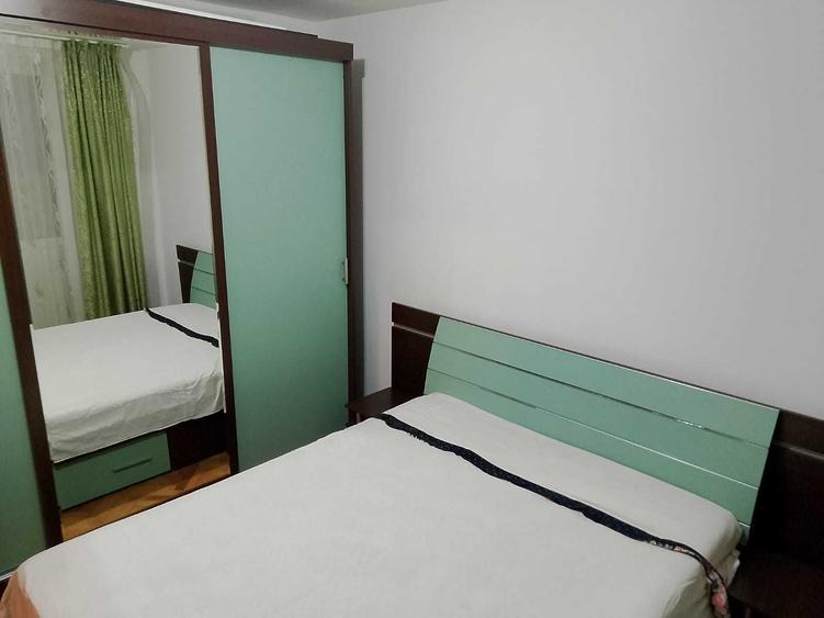 Apartament cu 2 camere decomandat în Exterior Vest