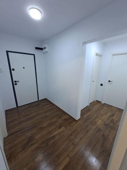 Apartament cu 3 camere decomandat în Vest