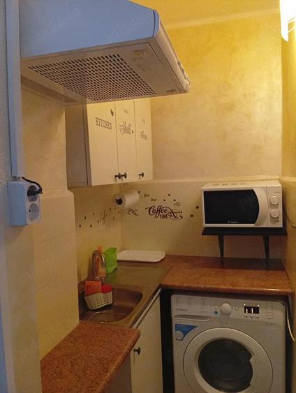 Garsonieră decomandată în Dunărea