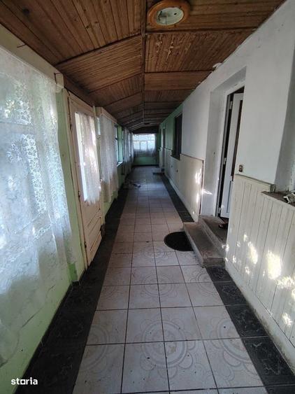 Casă cu 4 camere în Central