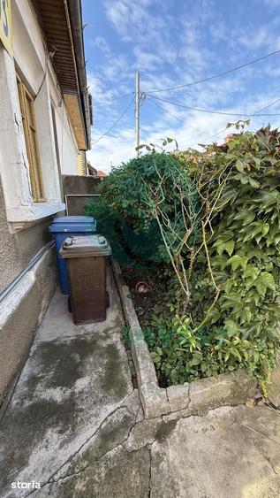 Casă cu 3 camere cu Teren 143 Mp în Decebal