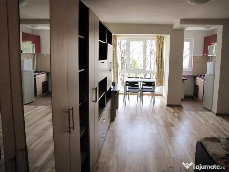 Garsonieră semidecomandată în Basarabia