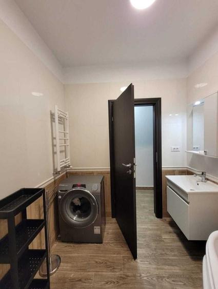Apartament cu 3 camere decomandat în Militari