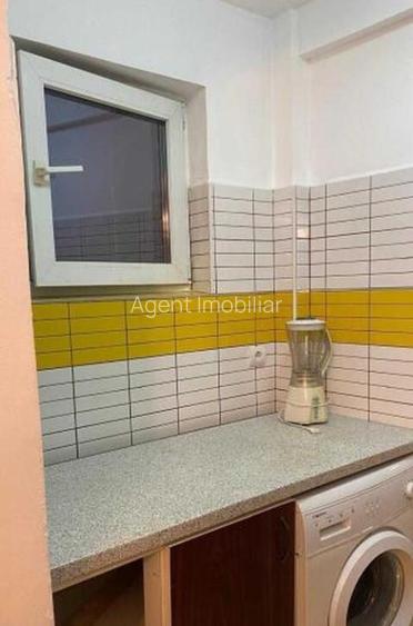 Piata sudului etaj 10 confort 2