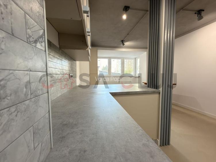 La Cheie, Manastur, Piata Flora!!