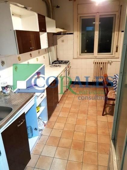 3 cam. Bloc ANVELOPAT, 68 mp utili,  Complex-zona OLIMPIA, boxa - 10