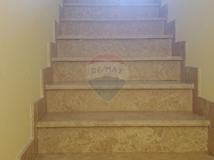 Casă / Vilă de lux cu 5 camere de vânzare în Vadu Moldovei, Suceava - 29