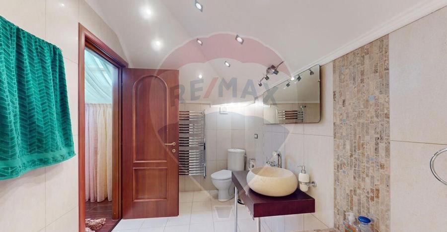 Vila de lux mobilata/utilata cu terasa+foisor, garaj,gra... - 2