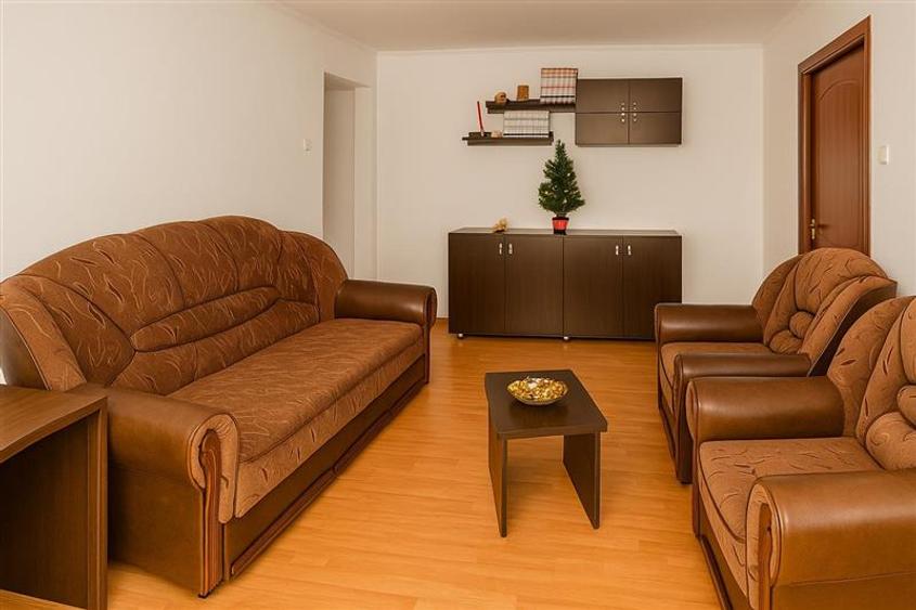 Apartament 3 camere, mobilat, utilat, Ghimbav, Brasov - 1