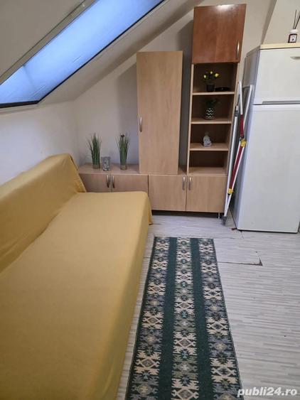 Vand garsoniera 12mp, baie proprie, etaj 3 zona Iosefin - 1