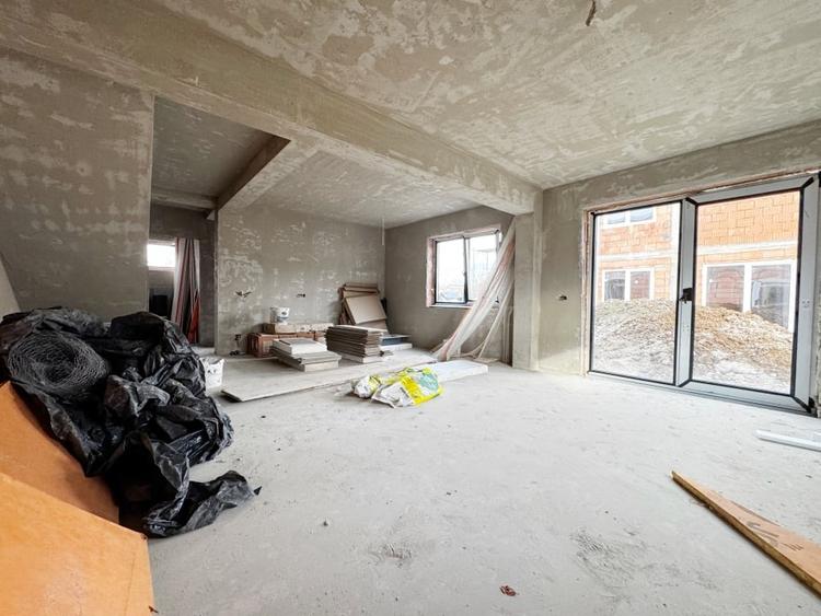 Duplex 4 camere, 100mp utili +12mp terasa, pozitie excelenta -Giroc - 3