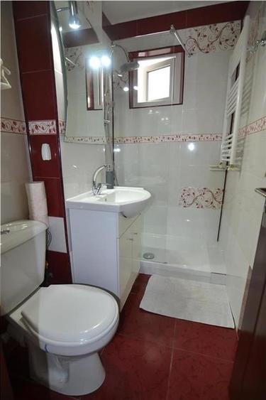 Apartament 3 camere decomandat,mobilat,utilat, etaj intermediar  Astra -Berzei - 8