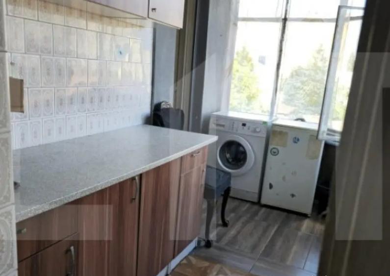 Apartament de vanzare, cu o camera, 40 mp, zona Take Ionesc - 5