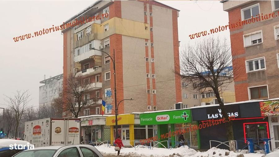 Garsoniera pe B-dul Dacia, blocul cu Po?ta din Micro 5, Hunedoara - 11