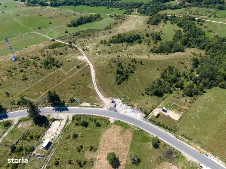 Teren recreational 4200mp Vulcan Brasov- curent-asfalt - 5