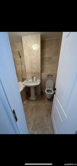 Apartament 4 camere de vanzare - 1