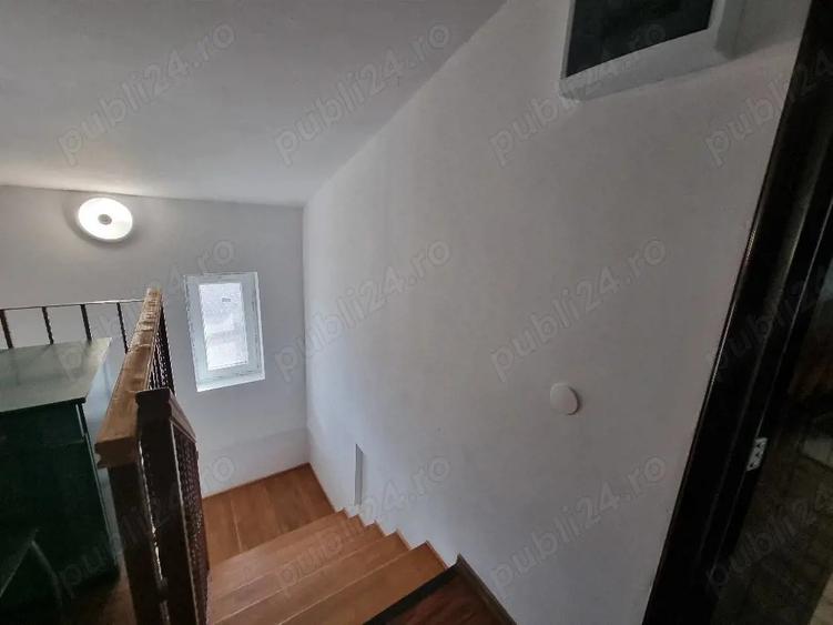 Se Inchiriaza Apartament cu doua camere,Mansarda,Strada Magrini Caramidari Targovi?te - 1
