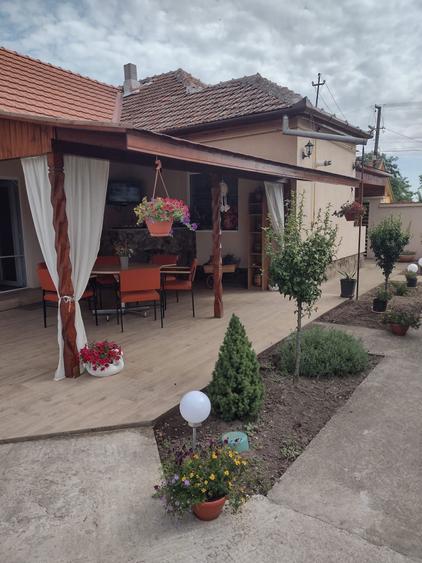 Vand Casa in Curtici - 2