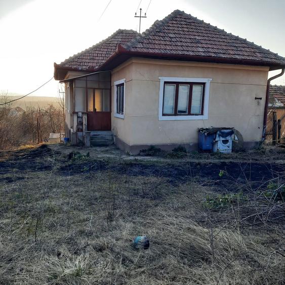 Vand Casa in centrul Feleacului, teren 700 mp. - 1